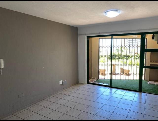 2 BEDROOM APARTMENT FOR SALE IN UMHLANGA CENTRAL
